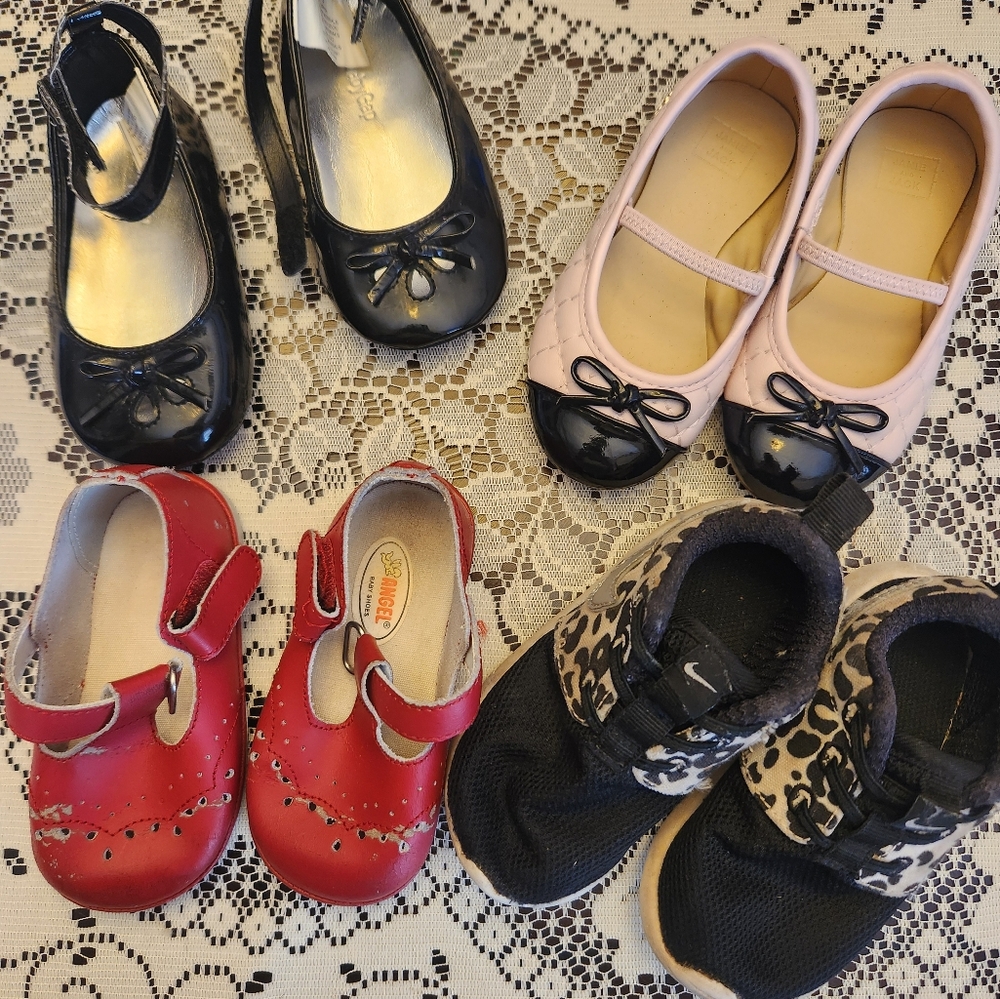 Baby girl shoe lot sizes 4-6